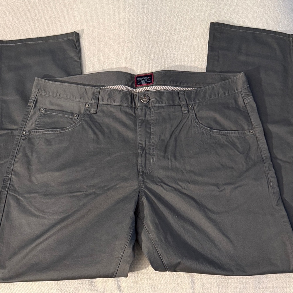 NWOT UNTUCKit Charcoal Casual Pants